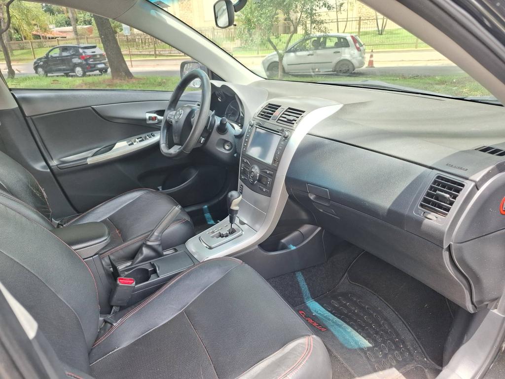 TOYOTA Corolla - Foto