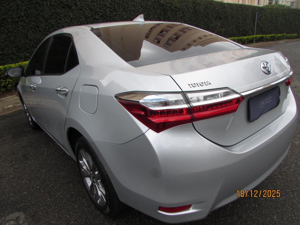 TOYOTA Corolla - Foto