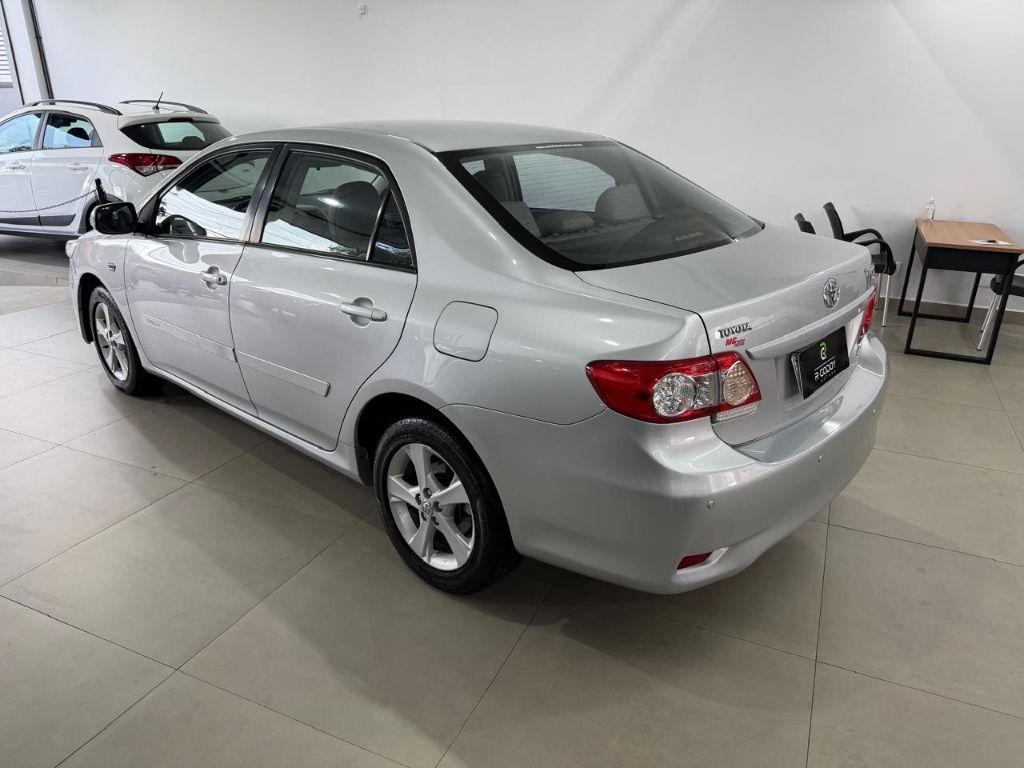 TOYOTA Corolla - Foto