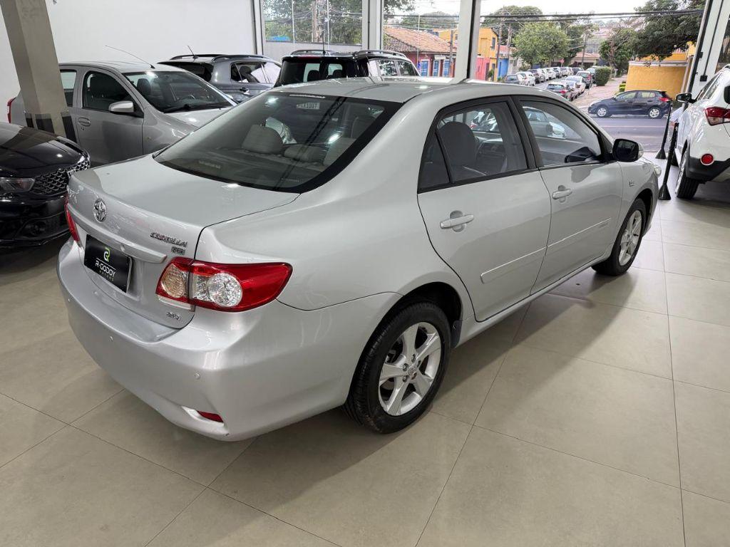 TOYOTA Corolla - Foto