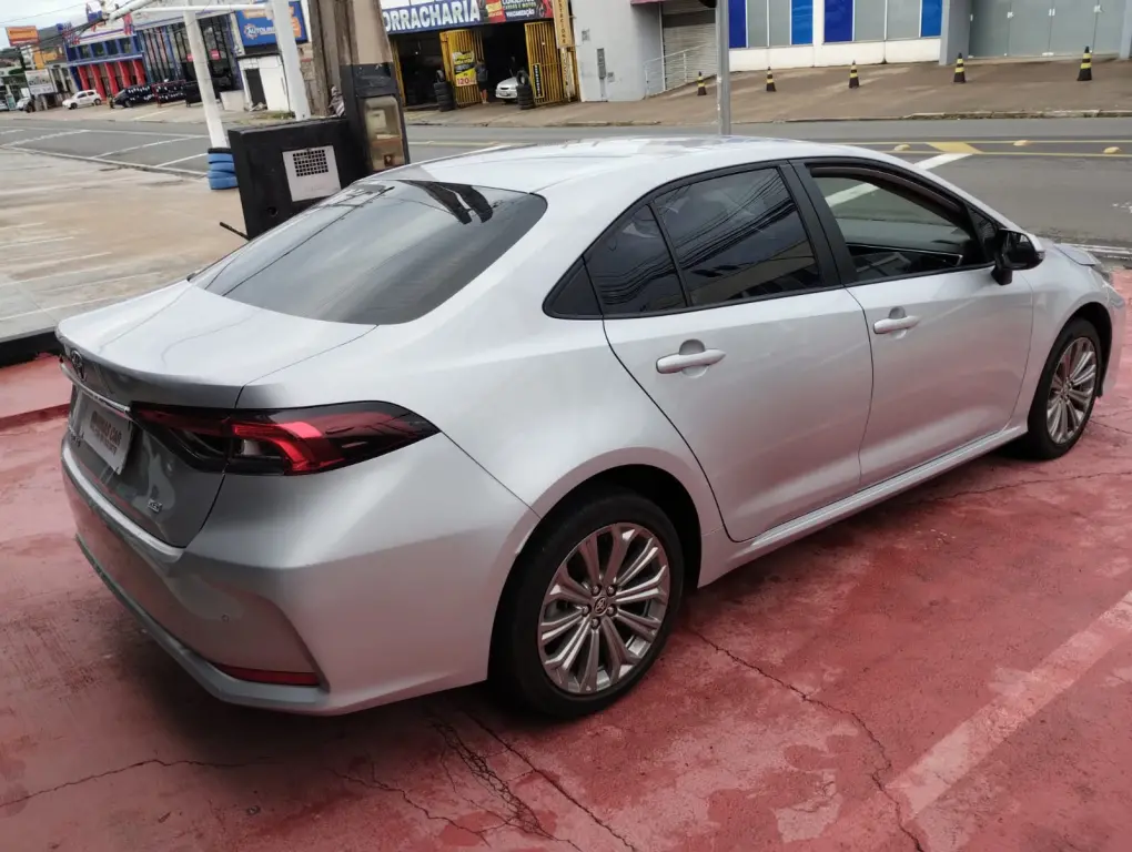 TOYOTA Corolla - Foto