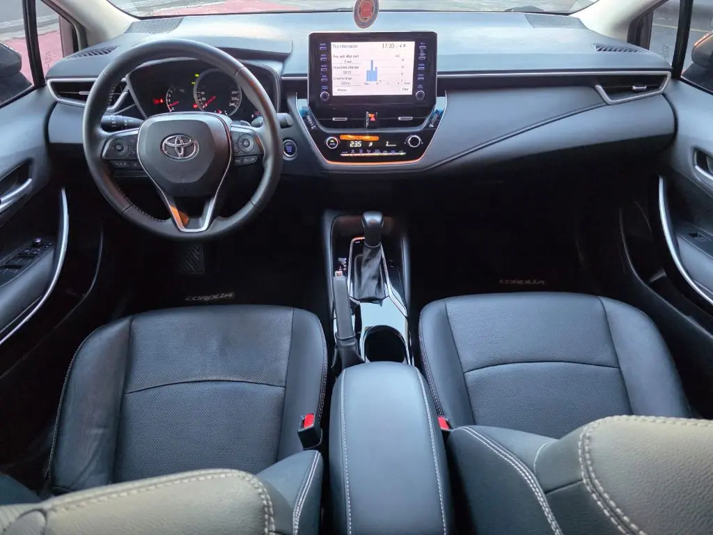 TOYOTA Corolla - Foto