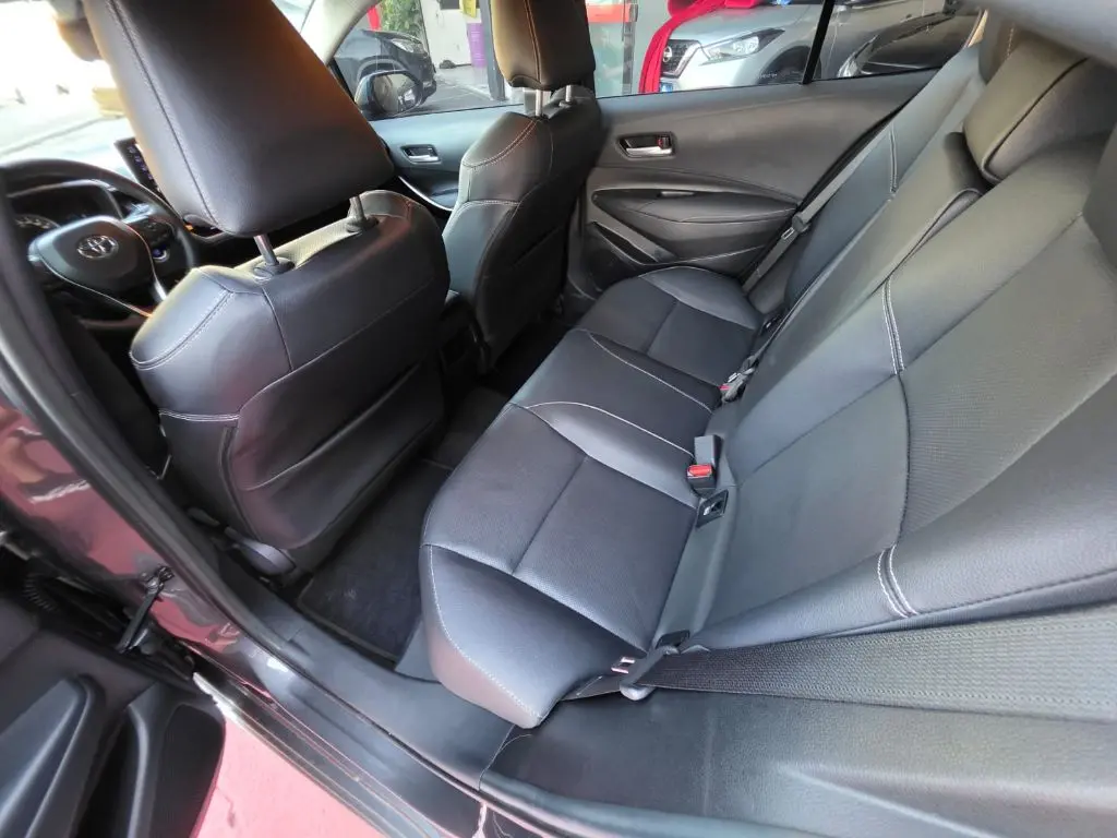 TOYOTA Corolla - Foto