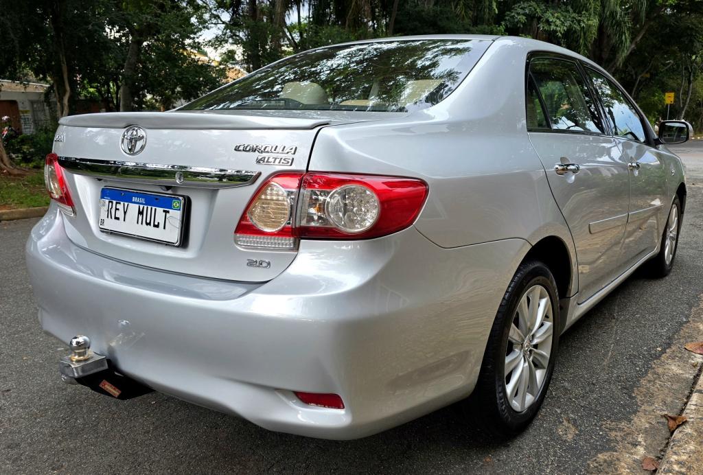 TOYOTA Corolla - Foto