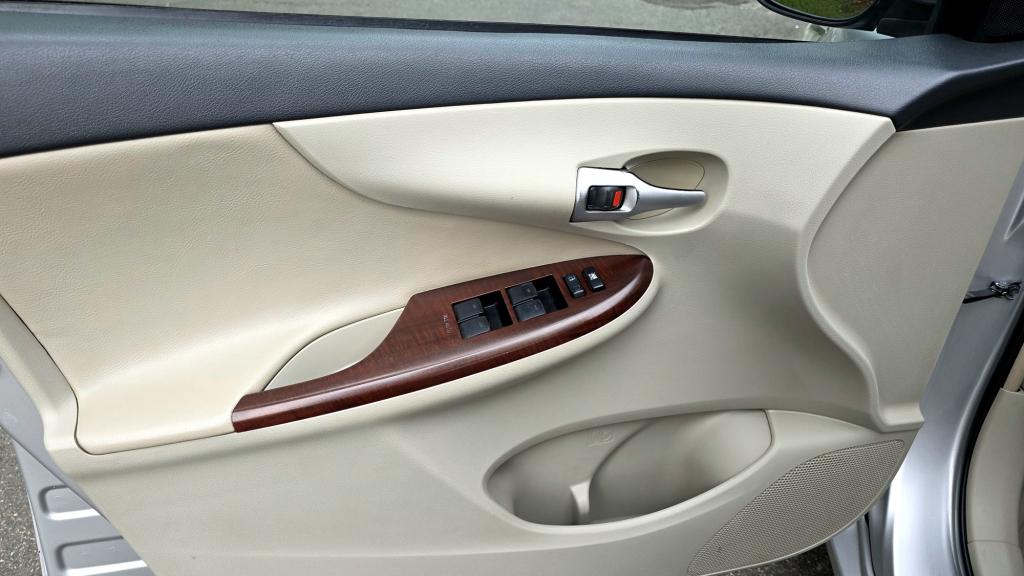 TOYOTA Corolla - Foto