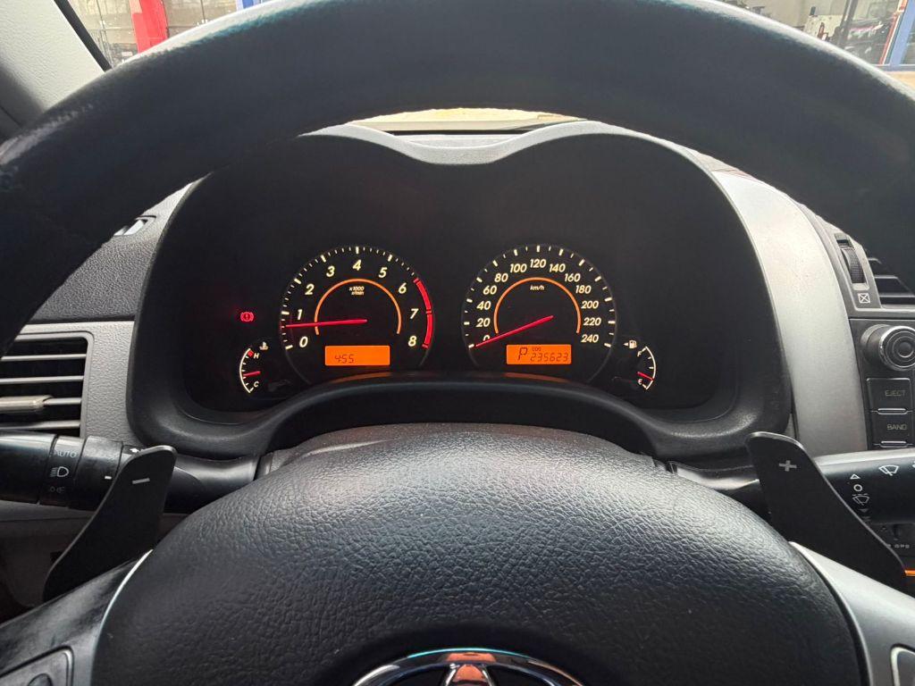 TOYOTA Corolla - Foto