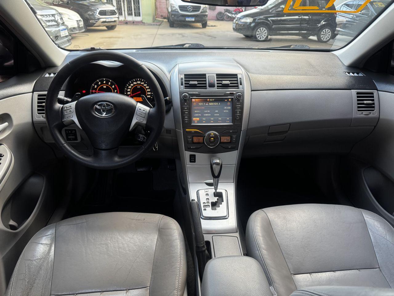 TOYOTA Corolla - Foto