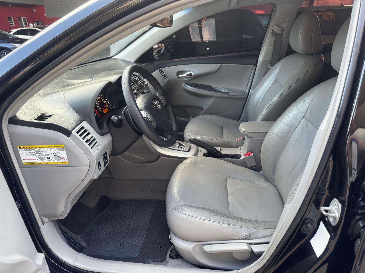 TOYOTA Corolla - Foto