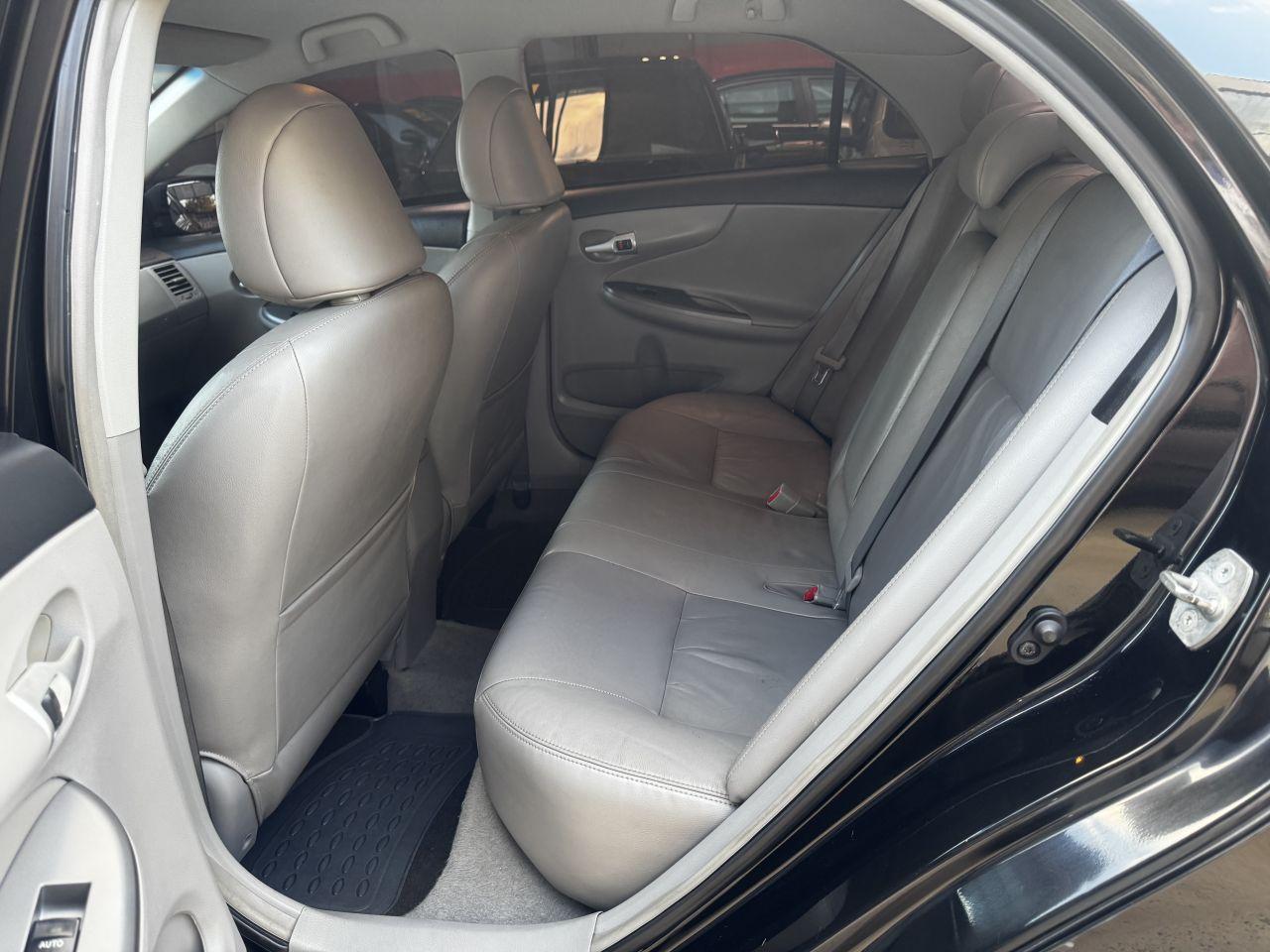 TOYOTA Corolla - Foto