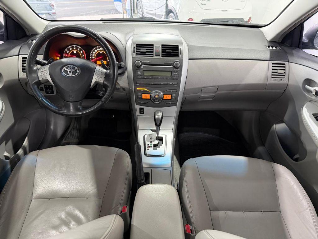 TOYOTA Corolla - Foto