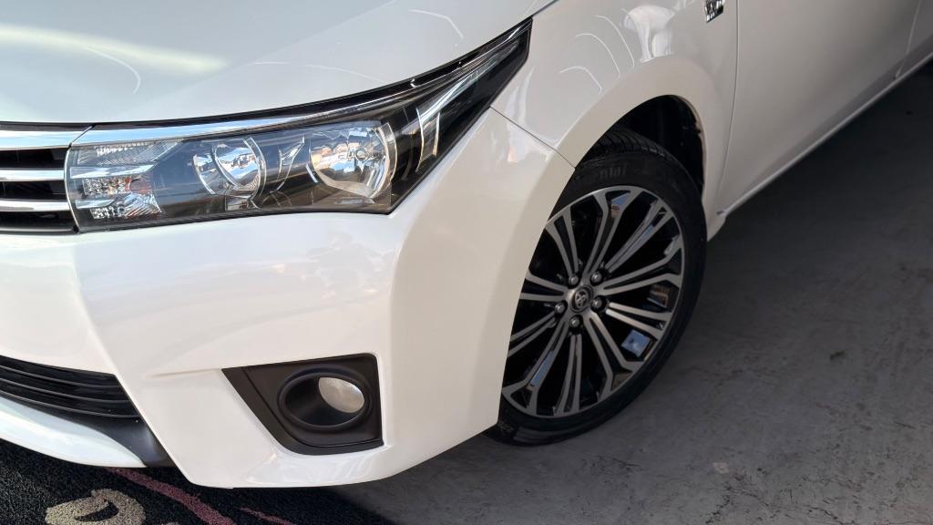 TOYOTA Corolla - Foto
