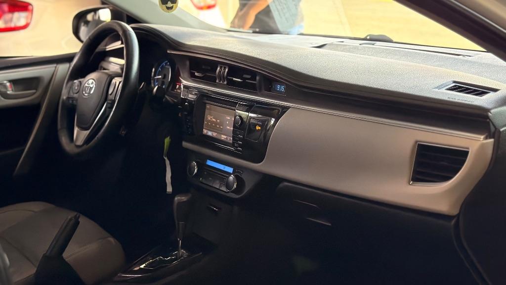 TOYOTA Corolla - Foto