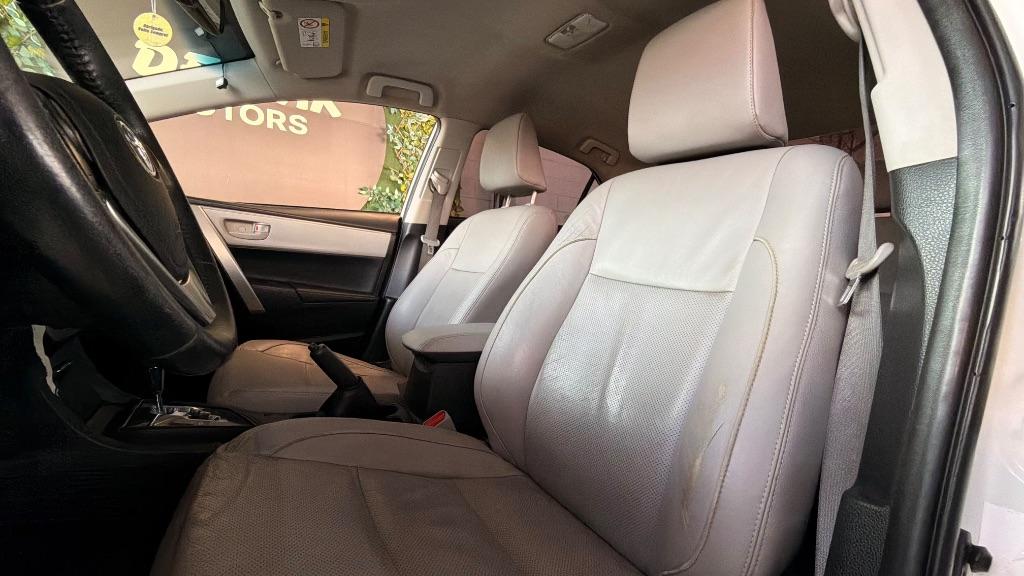 TOYOTA Corolla - Foto