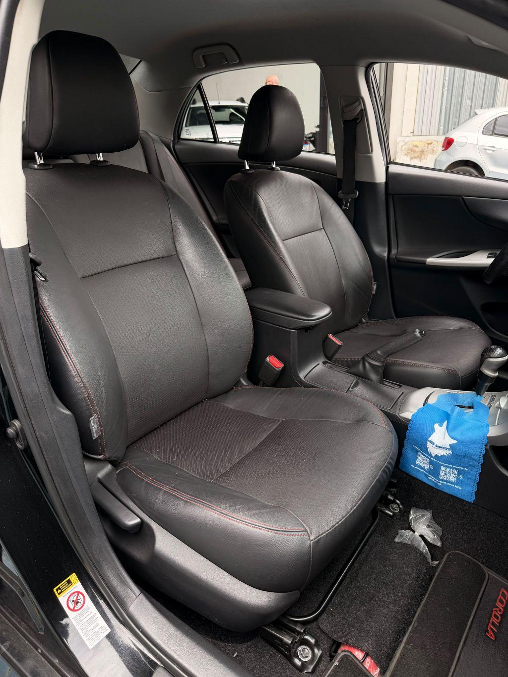 TOYOTA Corolla - Foto