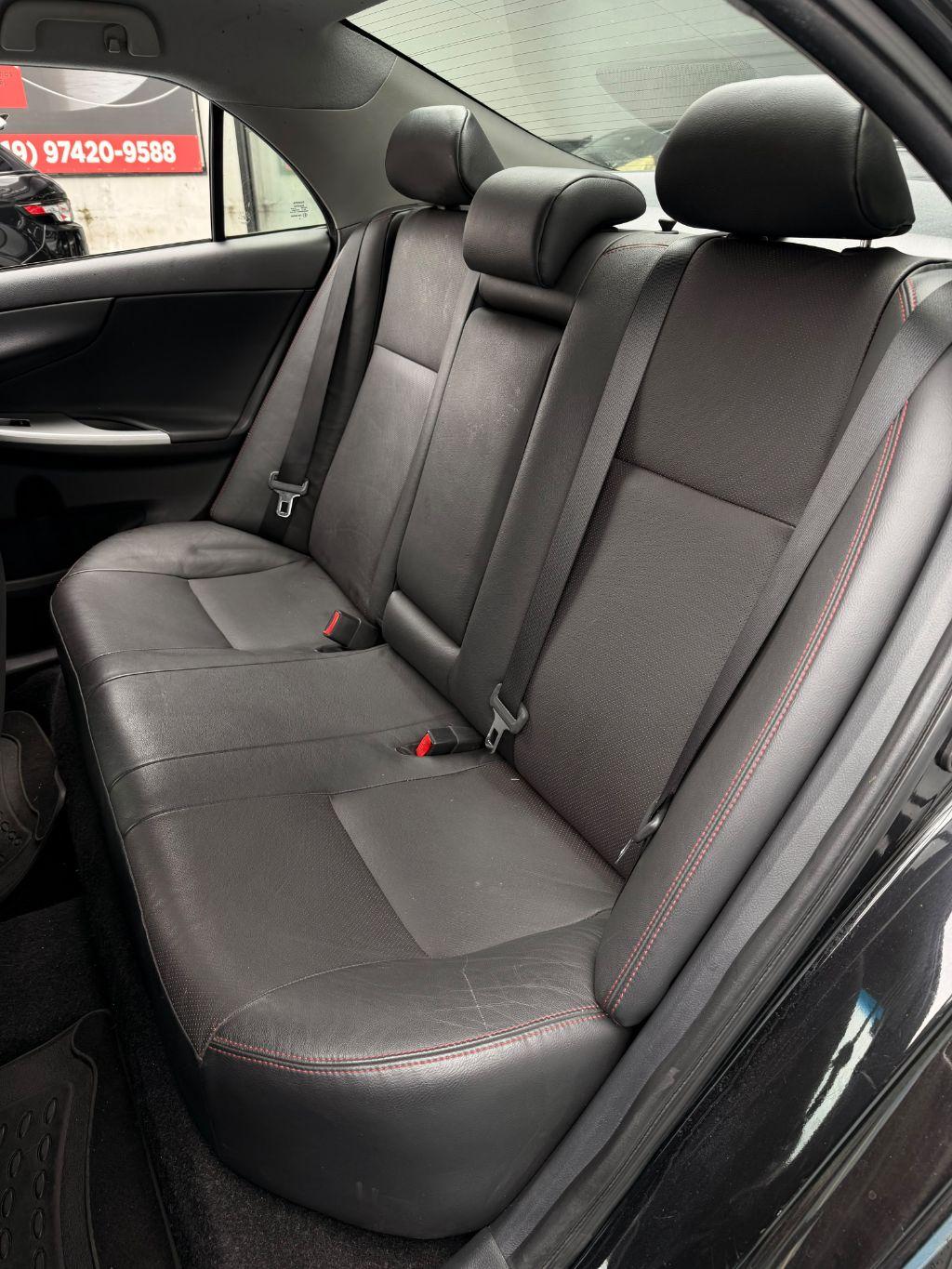 TOYOTA Corolla - Foto