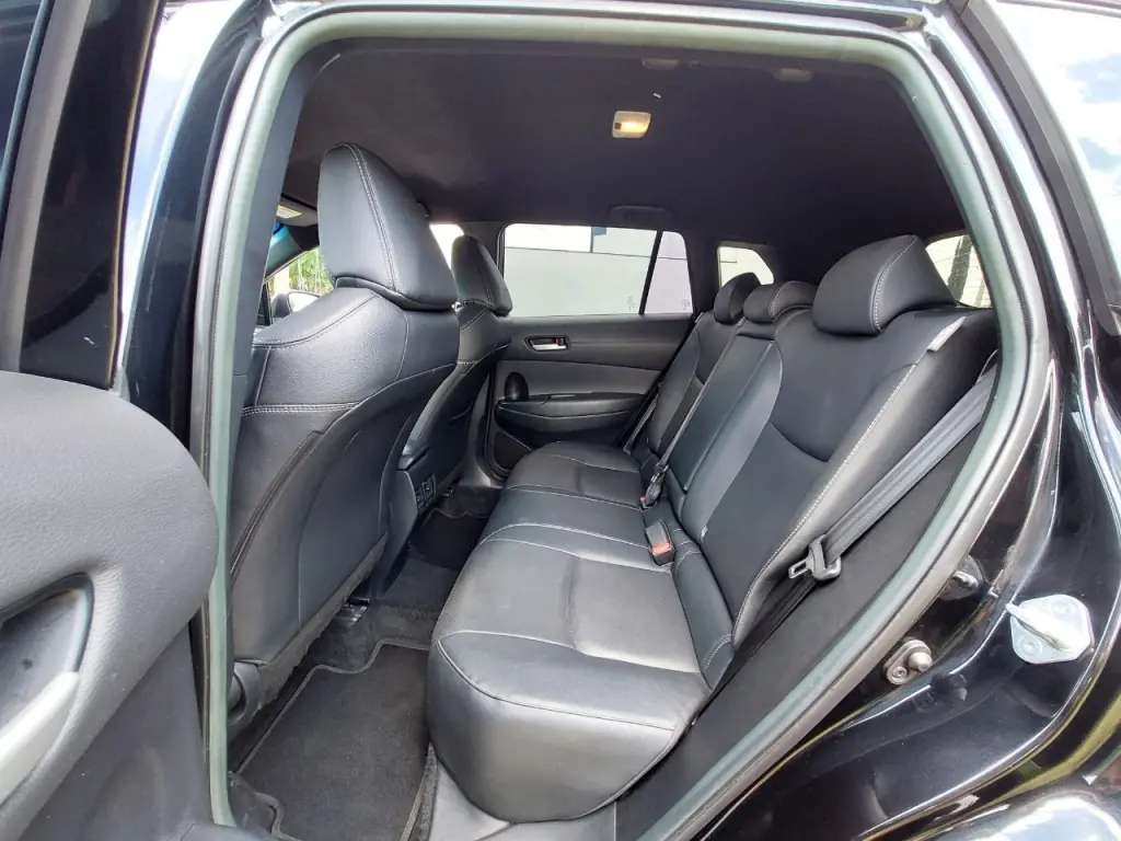 TOYOTA Corolla Cross - Foto