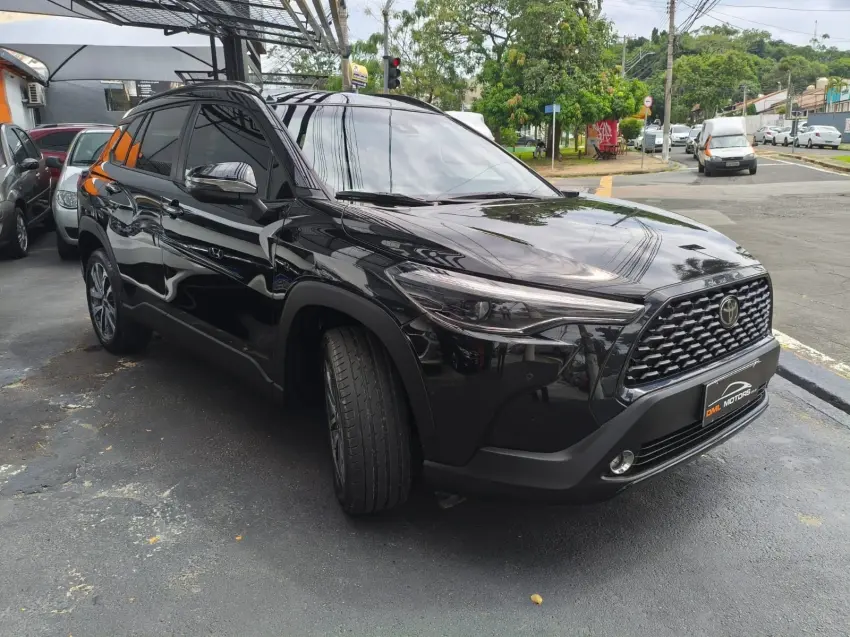 TOYOTA Corolla Cross - Foto