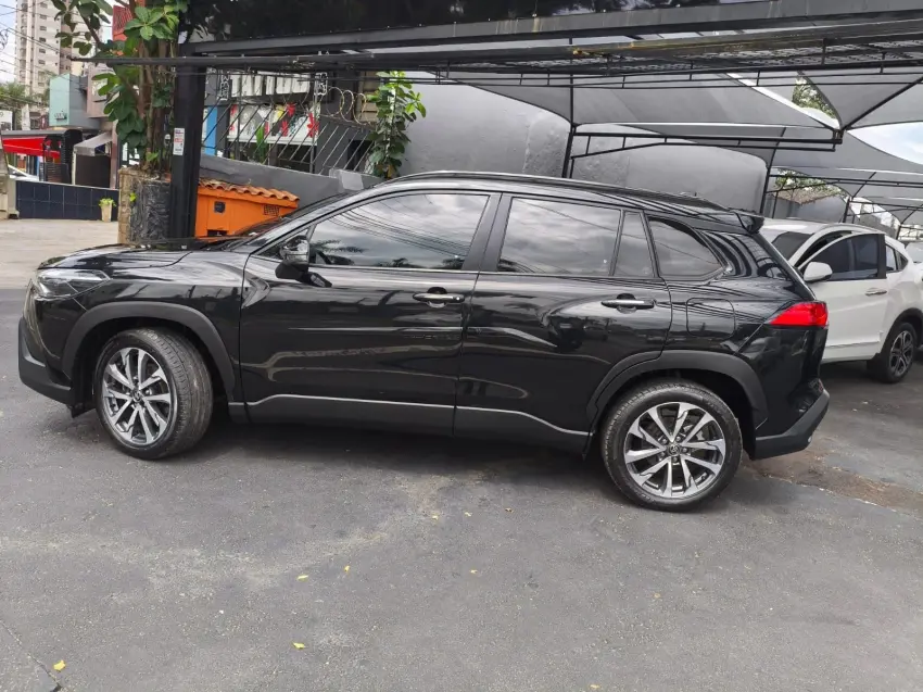TOYOTA Corolla Cross - Foto