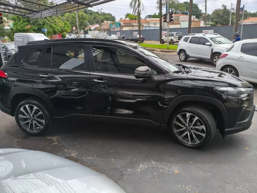 TOYOTA Corolla Cross - Foto