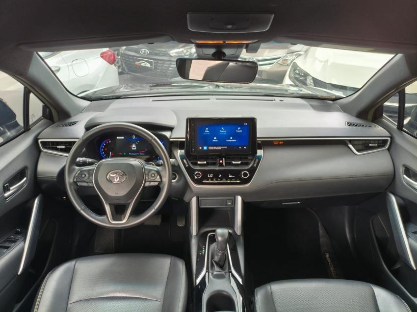 TOYOTA Corolla Cross - Foto