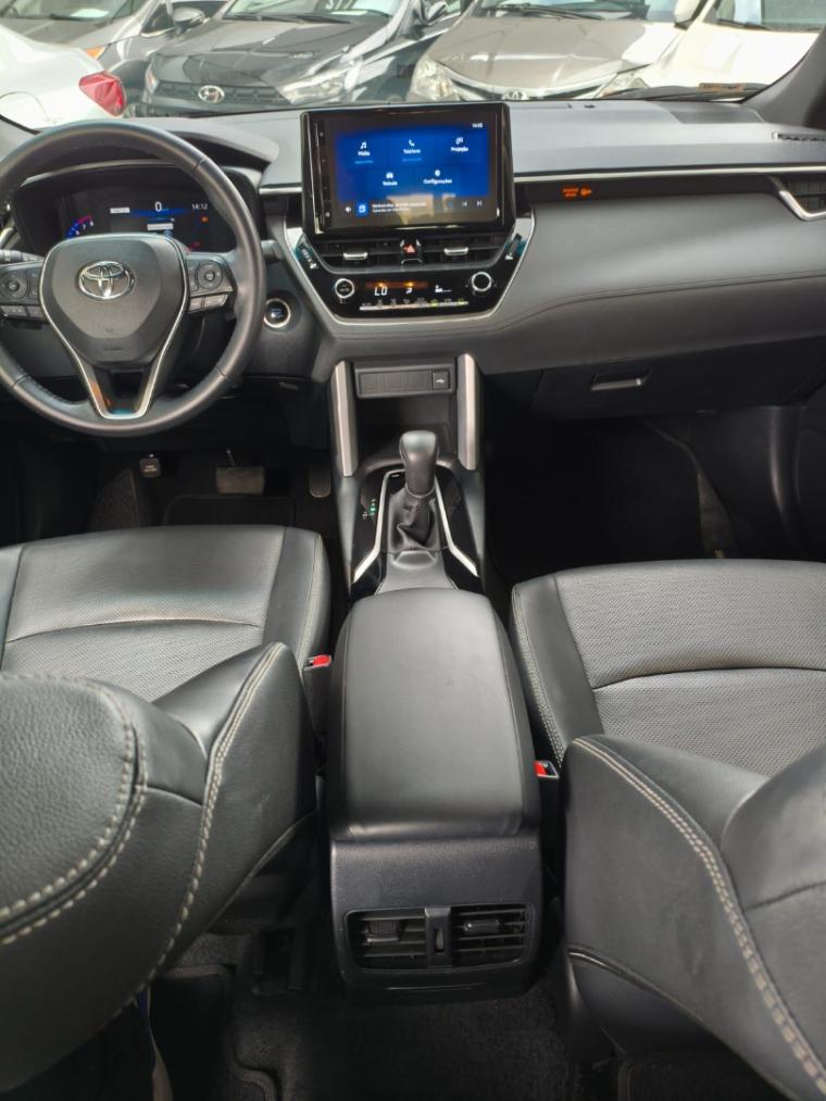 TOYOTA Corolla Cross - Foto