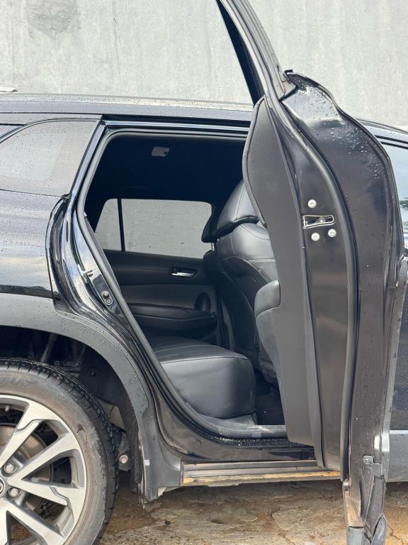 TOYOTA Corolla Cross - Foto