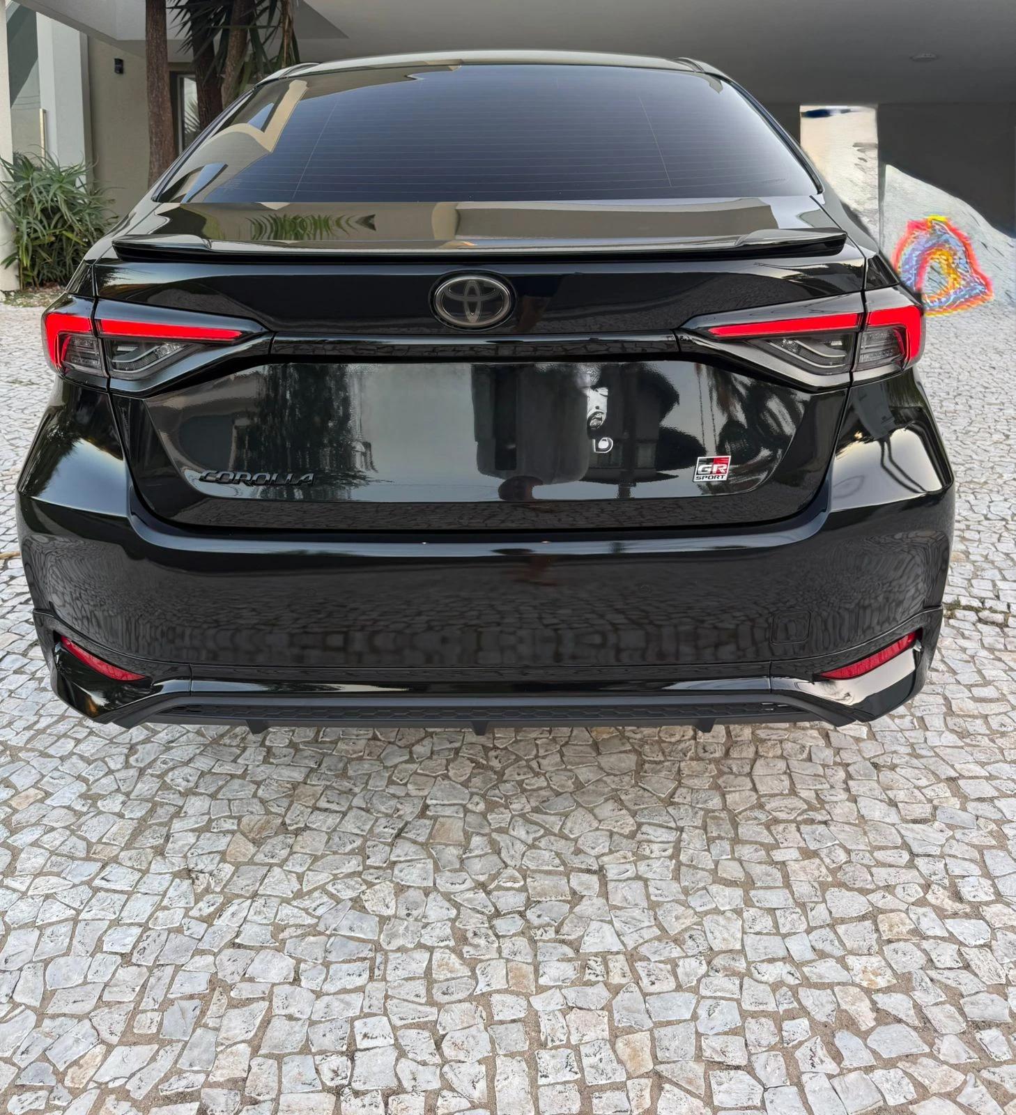 TOYOTA Corolla Hatch - Foto