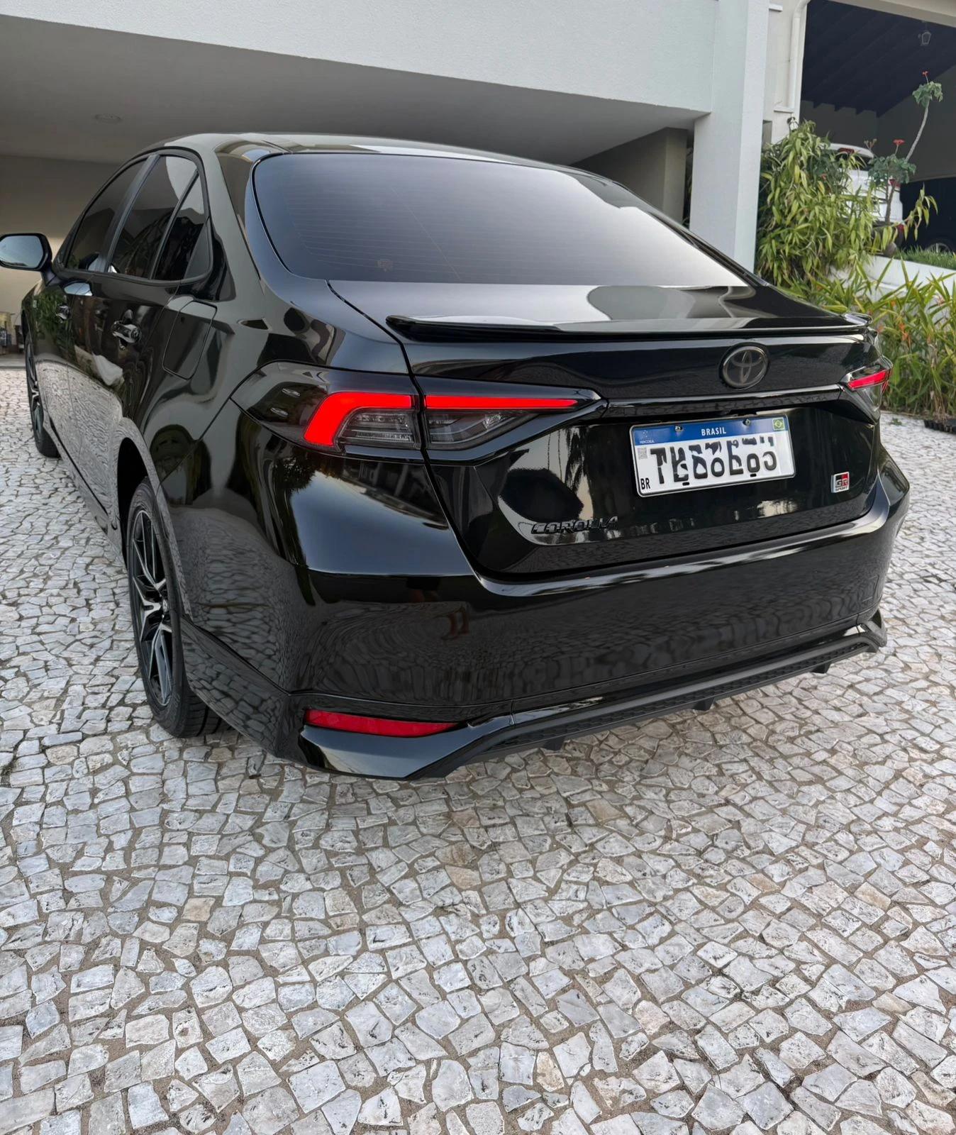 TOYOTA Corolla Hatch - Foto