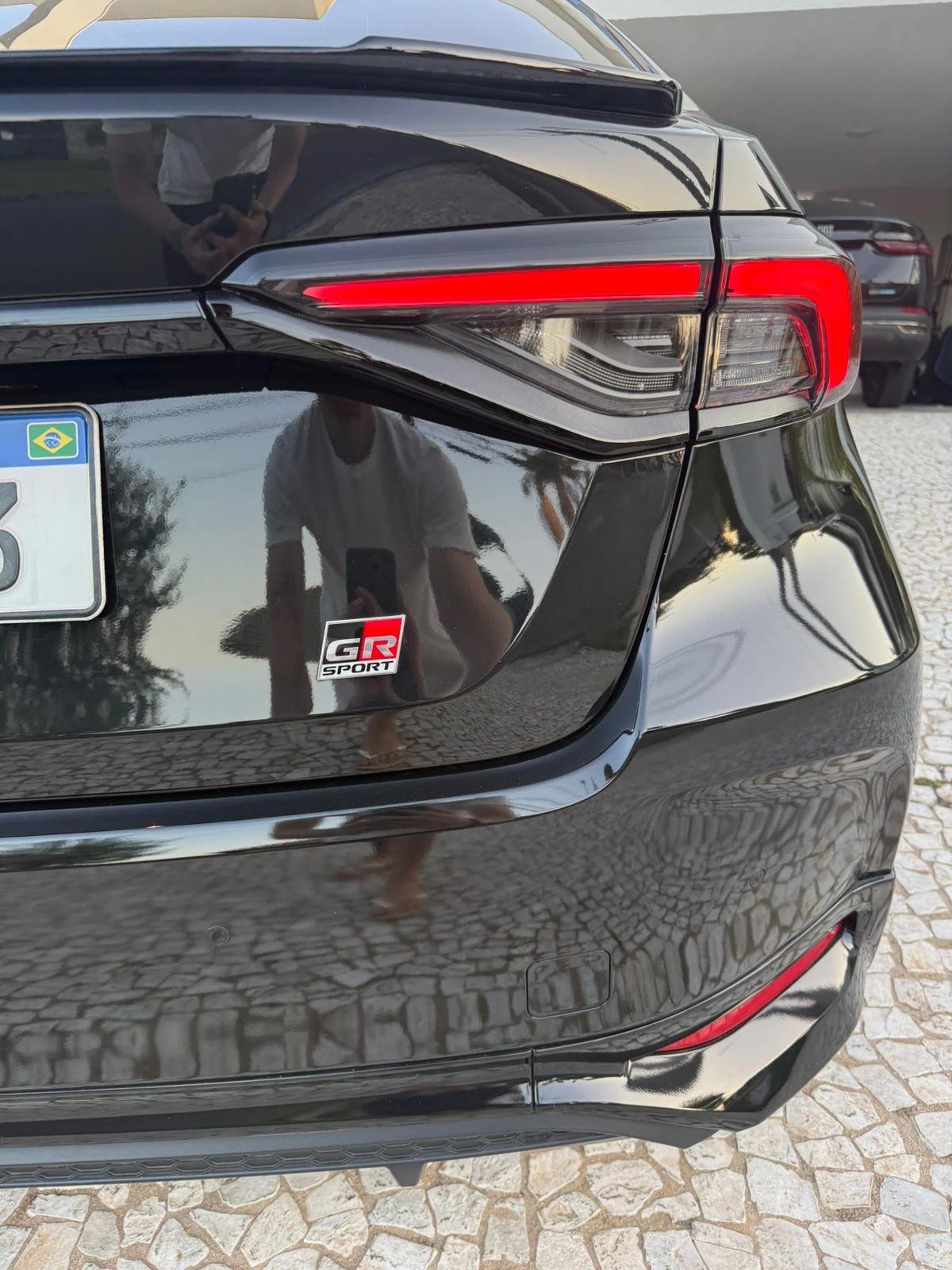 TOYOTA Corolla Hatch - Foto