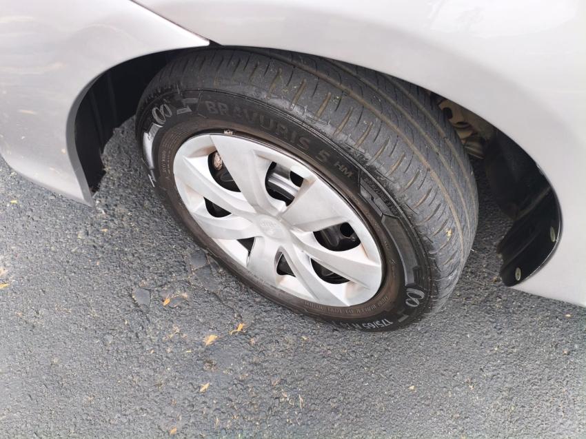 TOYOTA Etios Hatch - Foto