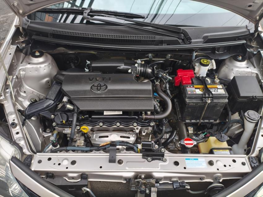 TOYOTA Etios Hatch - Foto