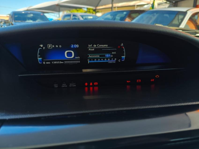 TOYOTA Etios Hatch - Foto