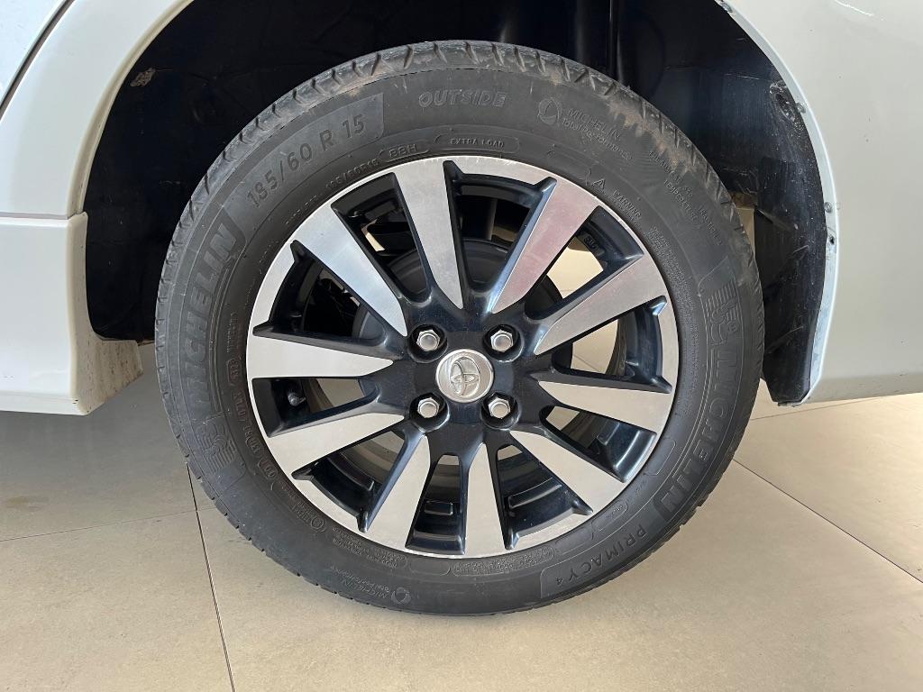 TOYOTA Etios Sedan - Foto