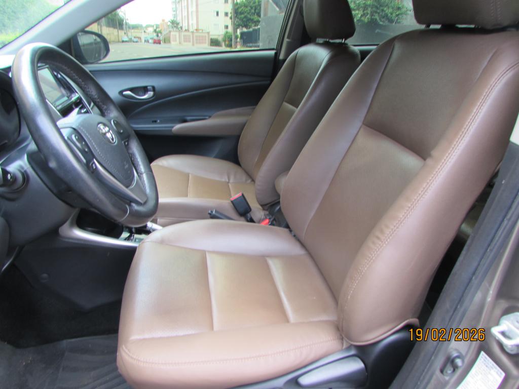 TOYOTA Etios Sedan - Foto