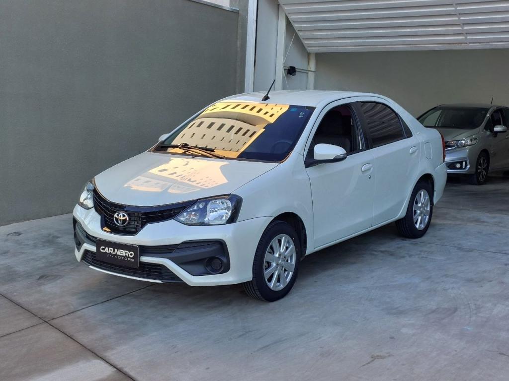TOYOTA Etios Sedan