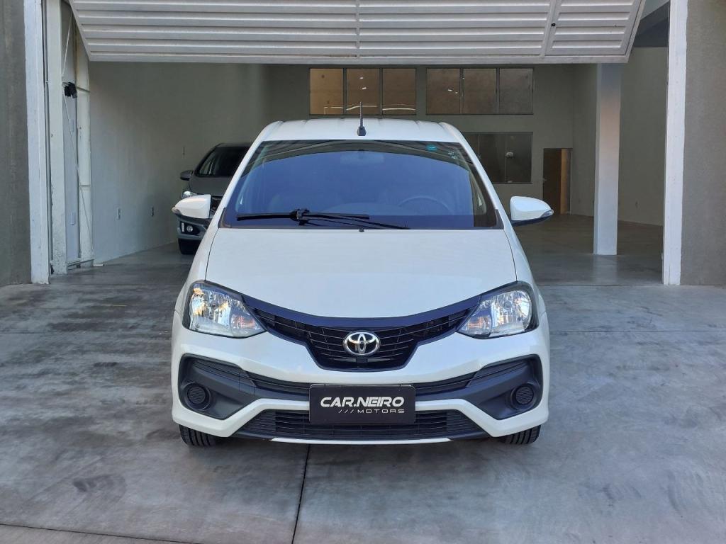 TOYOTA Etios Sedan - Foto