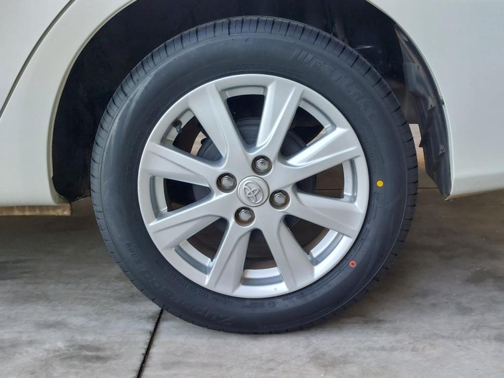 TOYOTA Etios Sedan - Foto