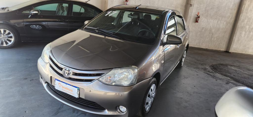TOYOTA Etios Sedan