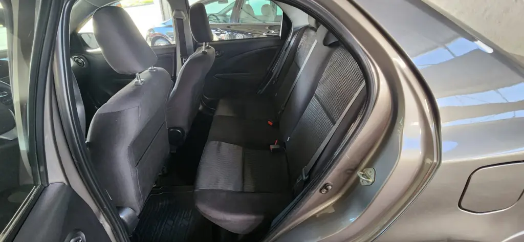 TOYOTA Etios Sedan - Foto