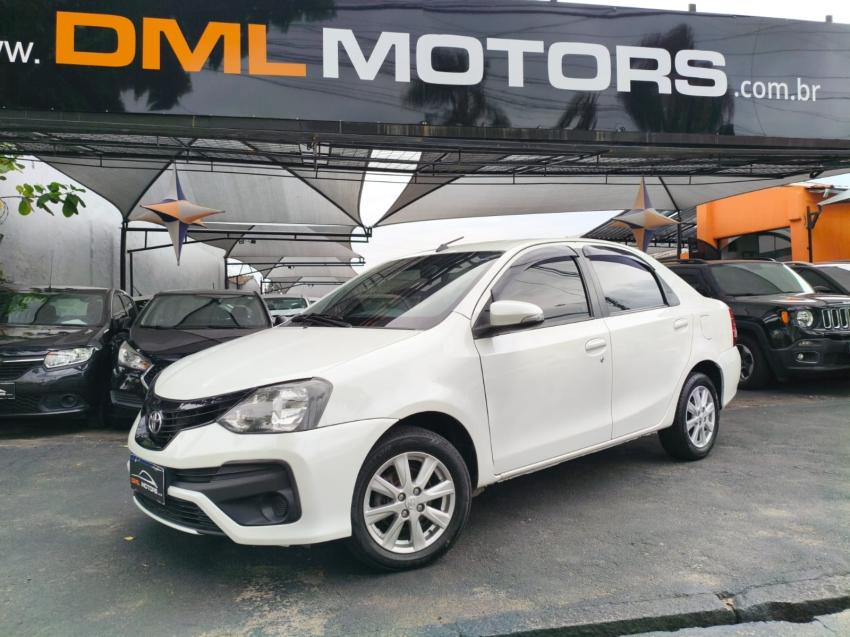 TOYOTA Etios Sedan
