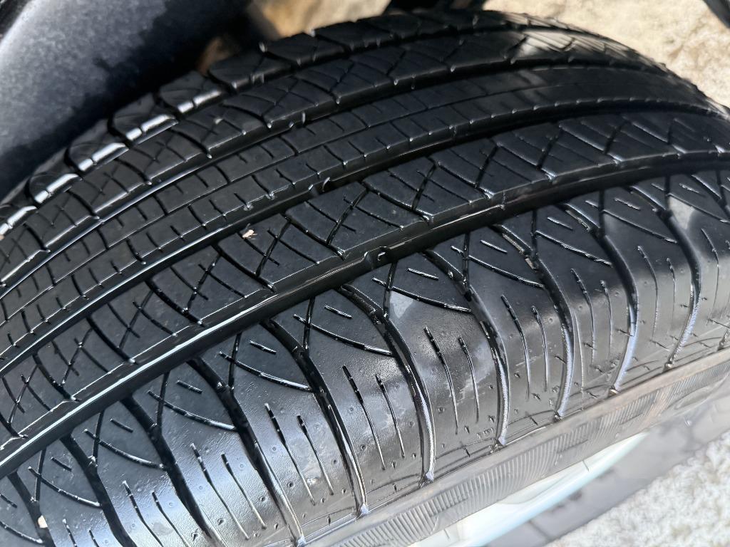 TOYOTA Hilux Caminhonete - Foto