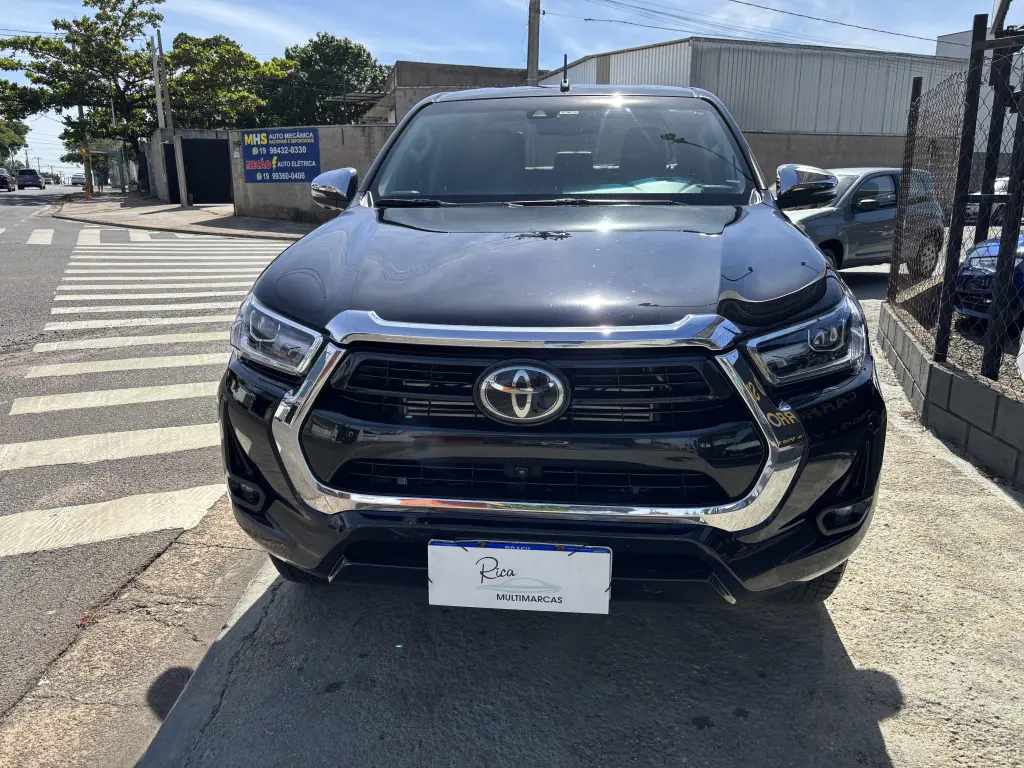 TOYOTA Hilux Caminhonete - Foto