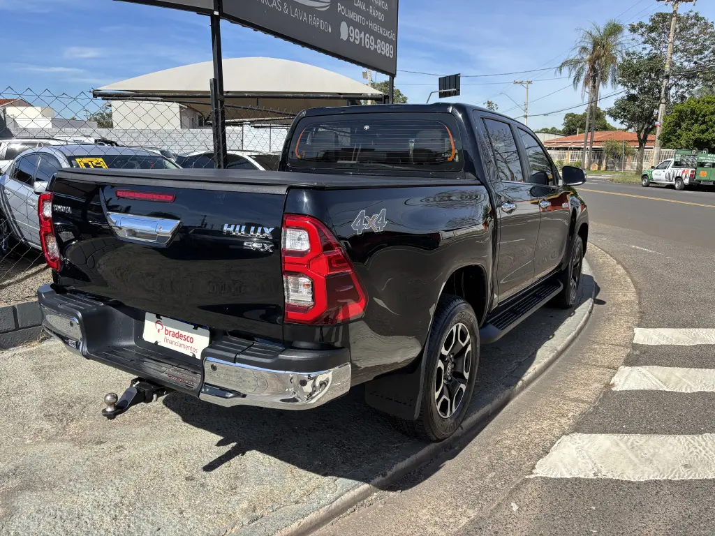 TOYOTA Hilux Caminhonete - Foto