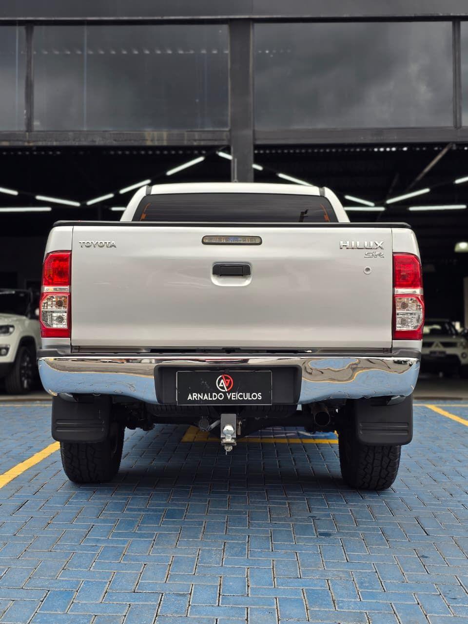 TOYOTA Hilux Caminhonete - Foto