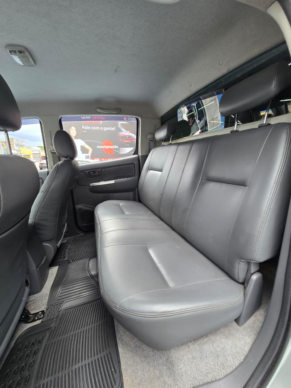 TOYOTA Hilux Caminhonete - Foto