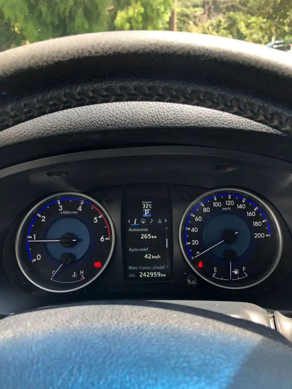 TOYOTA Hilux Caminhonete - Foto