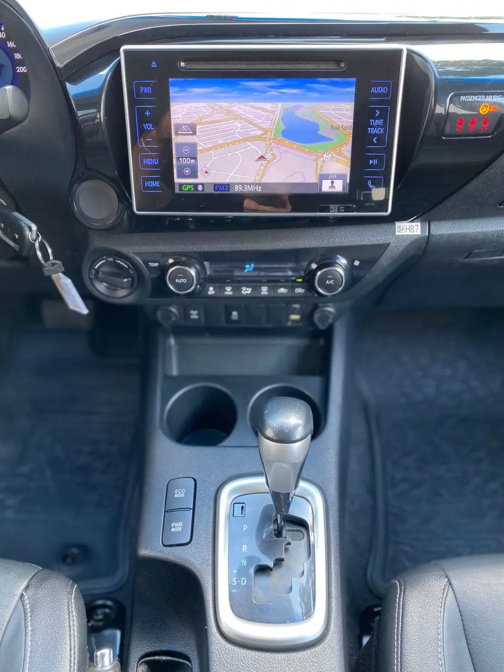 TOYOTA Hilux Caminhonete - Foto