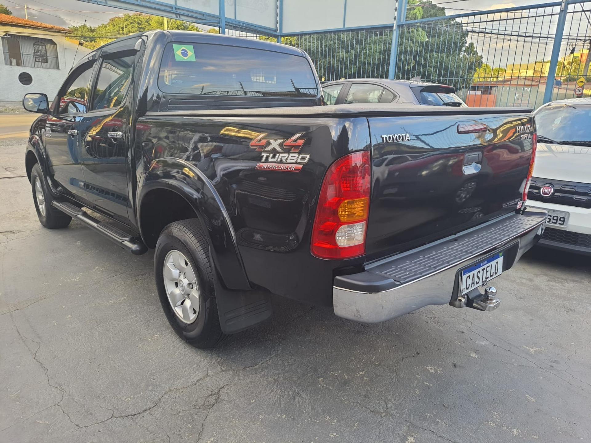 TOYOTA Hilux Caminhonete - Foto