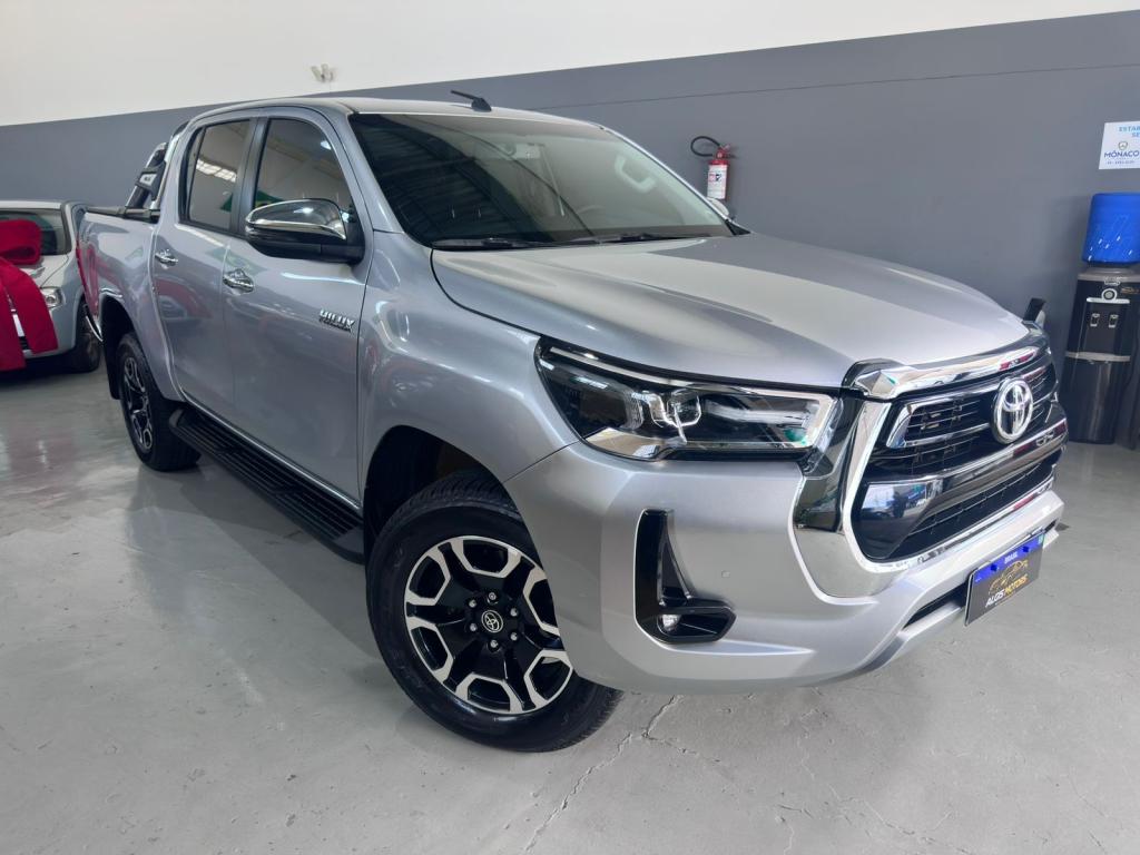 TOYOTA Hilux Caminhonete