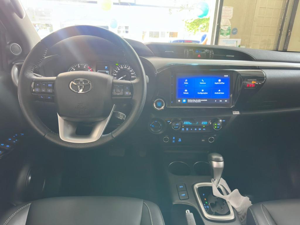 TOYOTA Hilux Caminhonete - Foto
